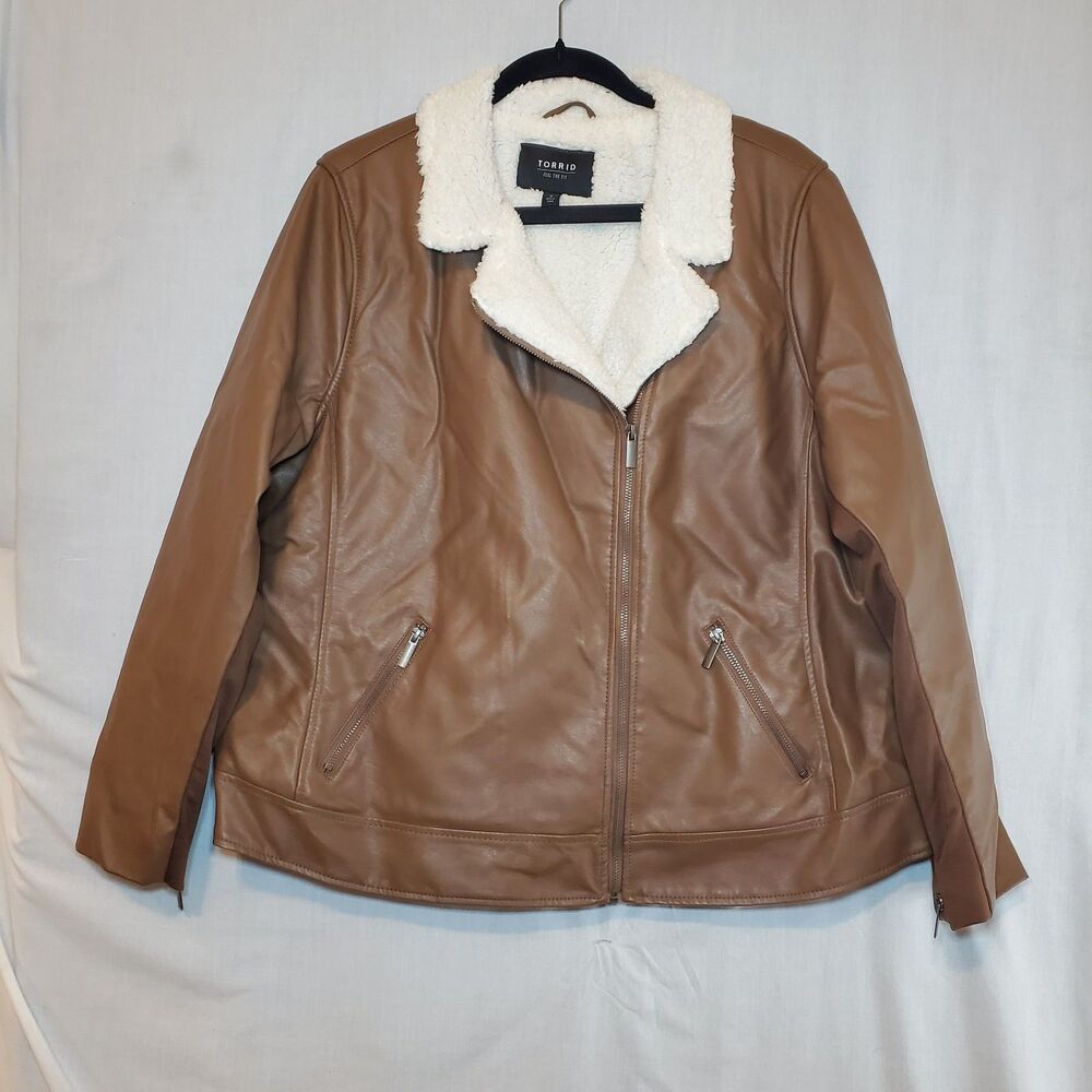 NWOT Torrid Brown Moto Jacket 3x Vegan Leather Cognac Sherpa Lined Crop Biker
